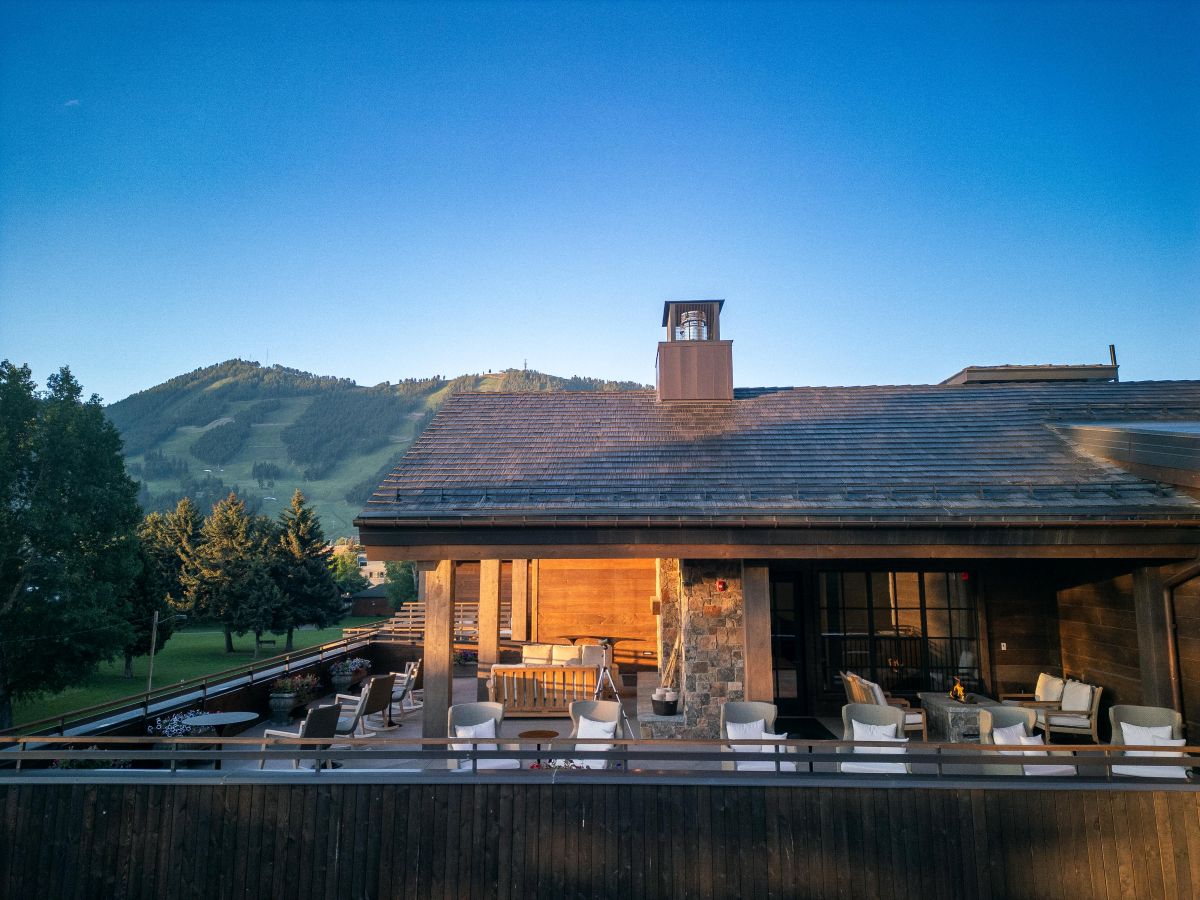 Rusty Parrot Lodge & Spa, rooftop perch with outdoor seating